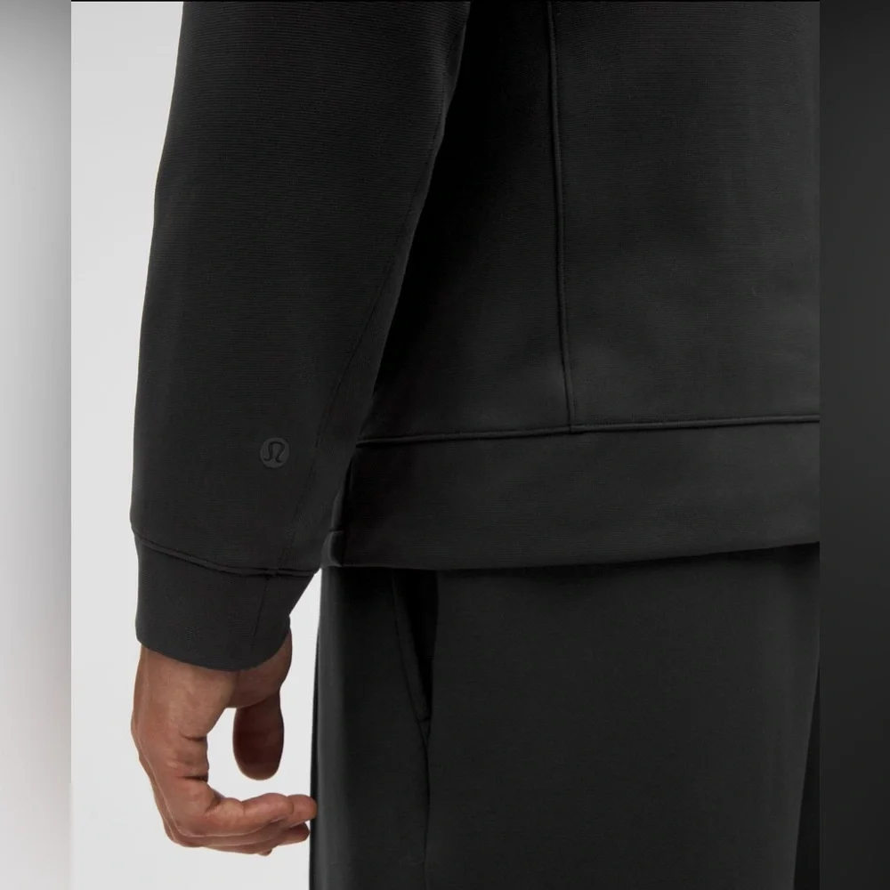 Lululemon Men’s “Sojourn” Jacket (M) *NEW FOR FALL/WINTER*